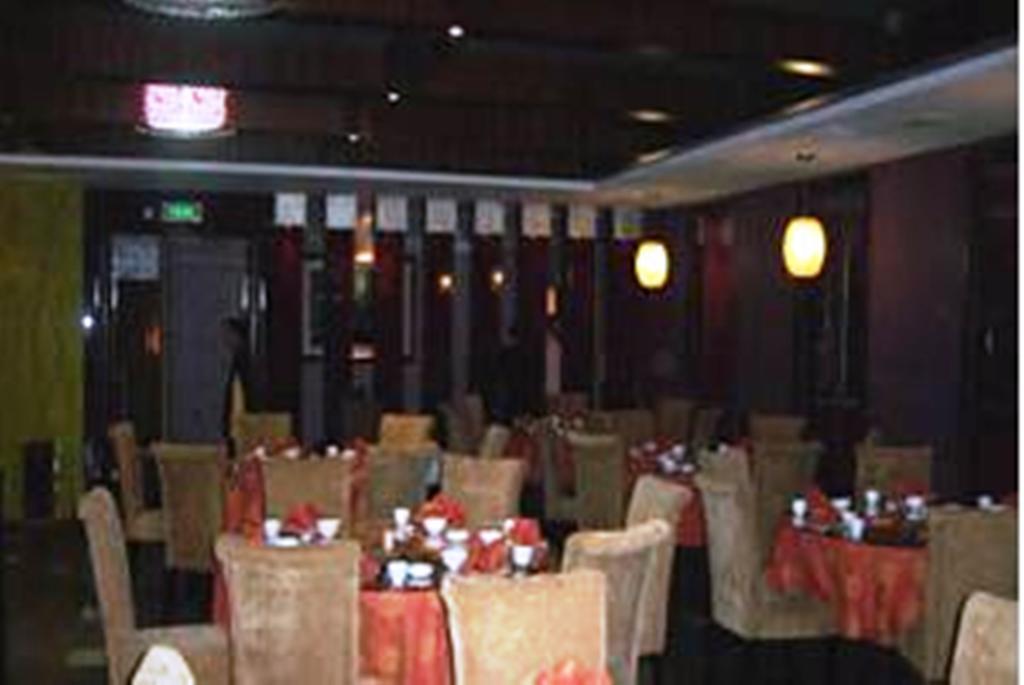 Jitai Hotel - People'S Square Branch เซี่ยงไฮ้ ภายนอก รูปภาพ