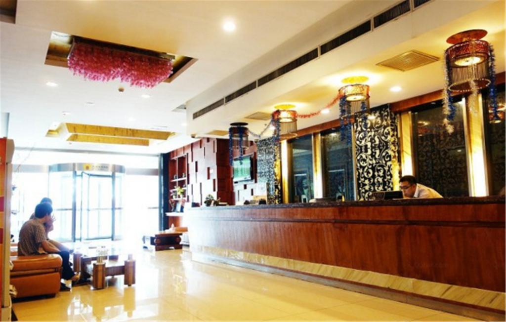 Jitai Hotel - People'S Square Branch เซี่ยงไฮ้ ภายนอก รูปภาพ