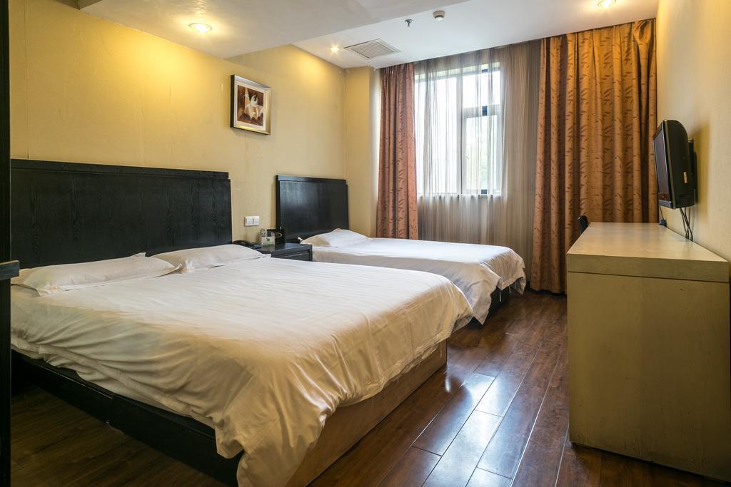 Jitai Hotel - People'S Square Branch เซี่ยงไฮ้ ภายนอก รูปภาพ