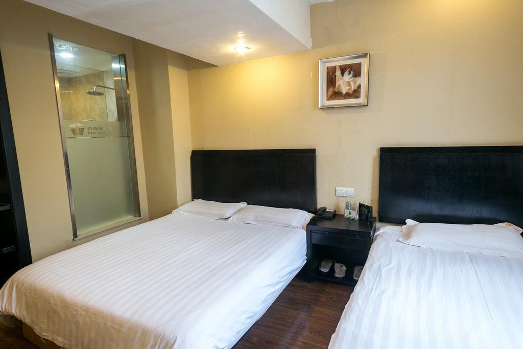 Jitai Hotel - People'S Square Branch เซี่ยงไฮ้ ภายนอก รูปภาพ